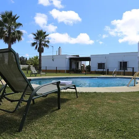 El Celemin De Conil 3*