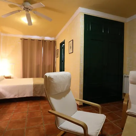 El Celemin De Conil 3*