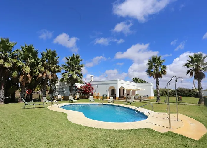 El Celemin De Conil Bed & Breakfast 3*