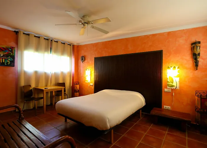 El Celemin De Conil Bed & Breakfast 3*